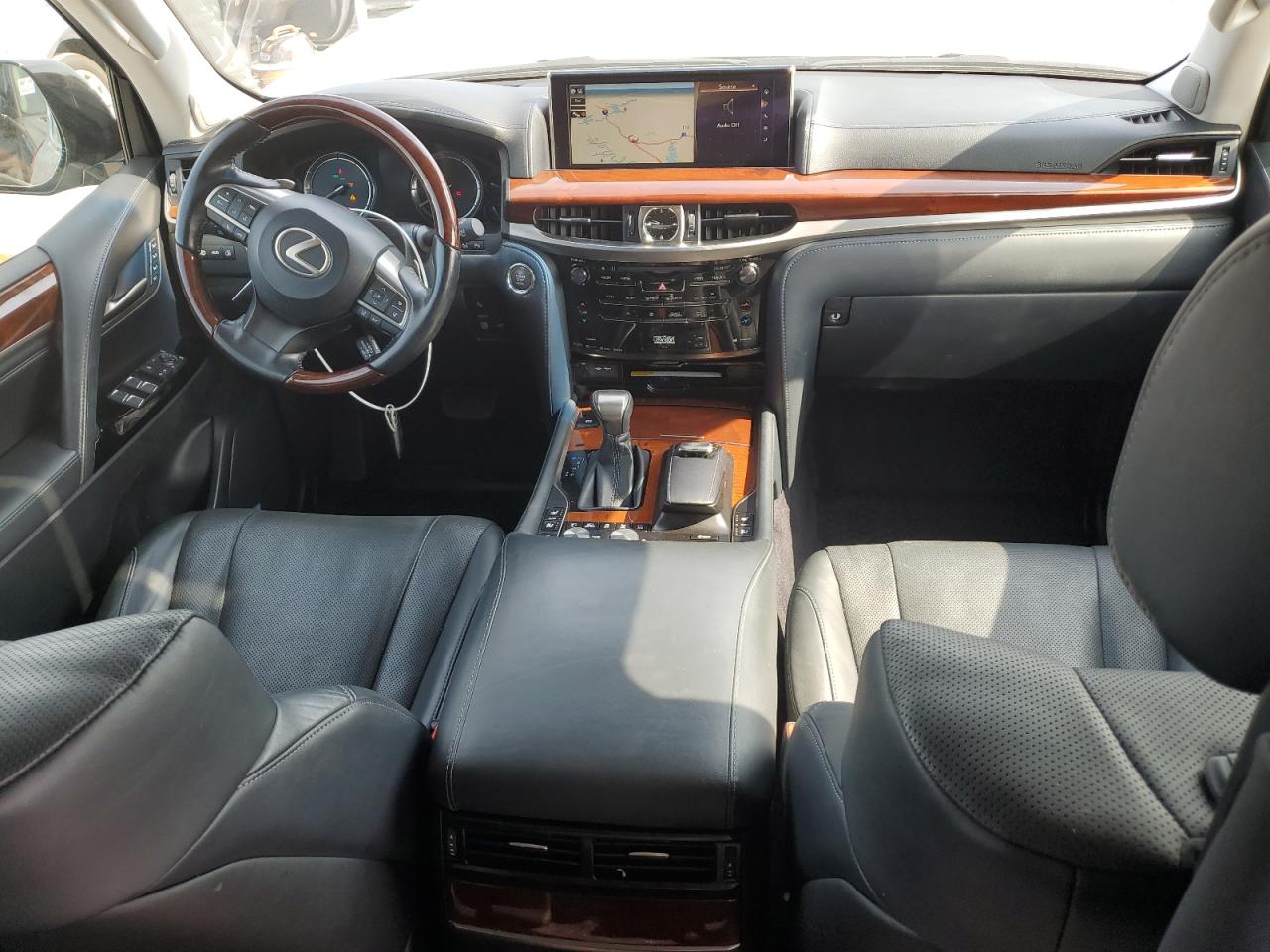 JTJHY7AX0J4278355 2018 Lexus Lx 570