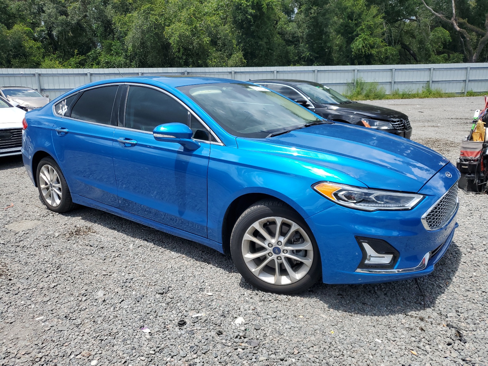 3FA6P0SU5KR233015 2019 Ford Fusion Titanium