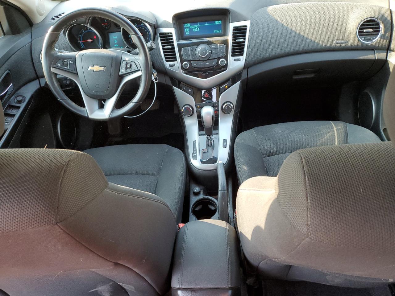 2012 Chevrolet Cruze - Image 8