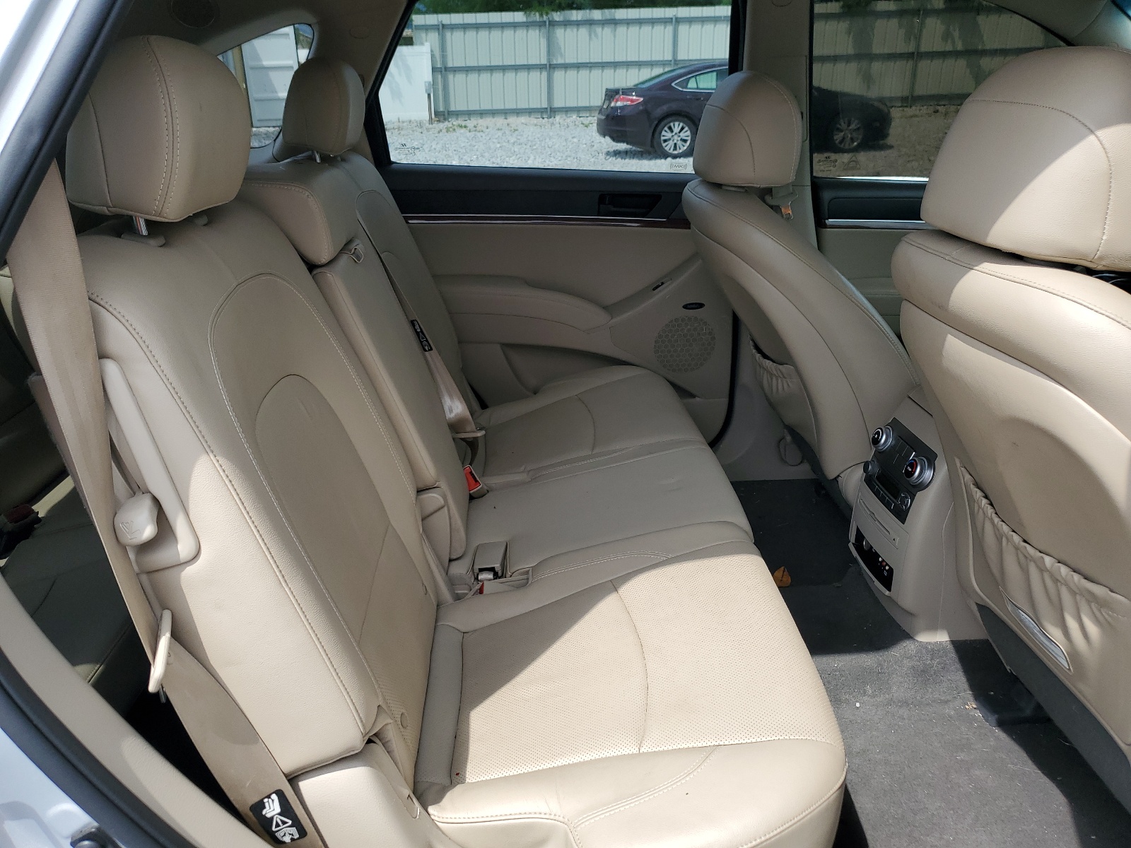 KM8NU4CC1CU192030 2012 Hyundai Veracruz Gls