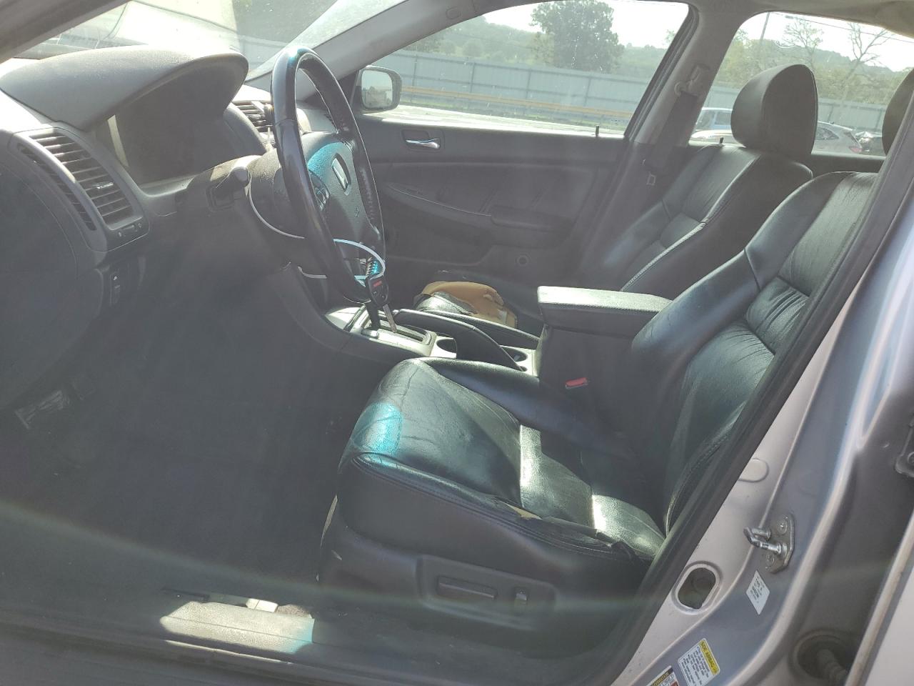 2004 Honda Accord Ex VIN: 1HGCM56864A040824 Lot: 65606324