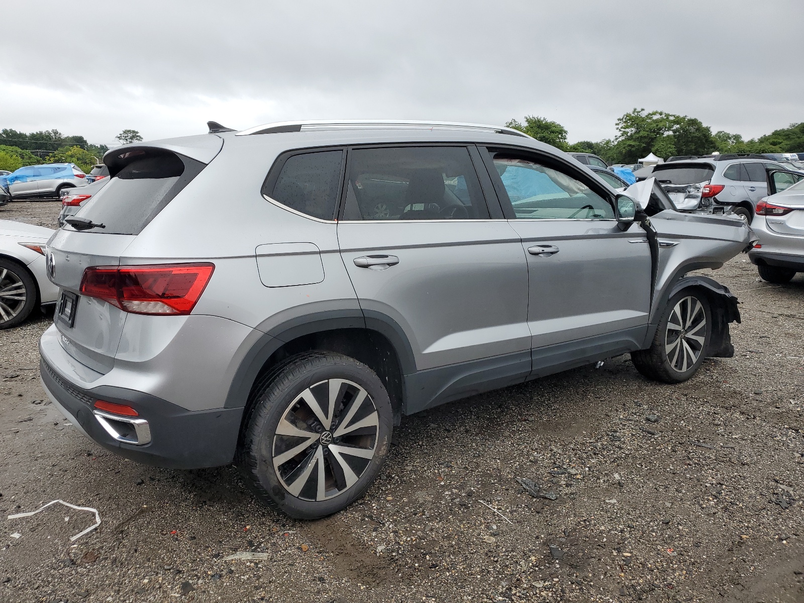 2023 Volkswagen Taos Se vin: 3VVEX7B20PM374111