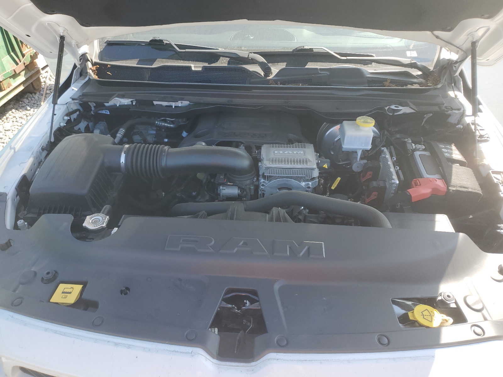 1C6SRFJT9MN773575 2021 Ram 1500 Laramie