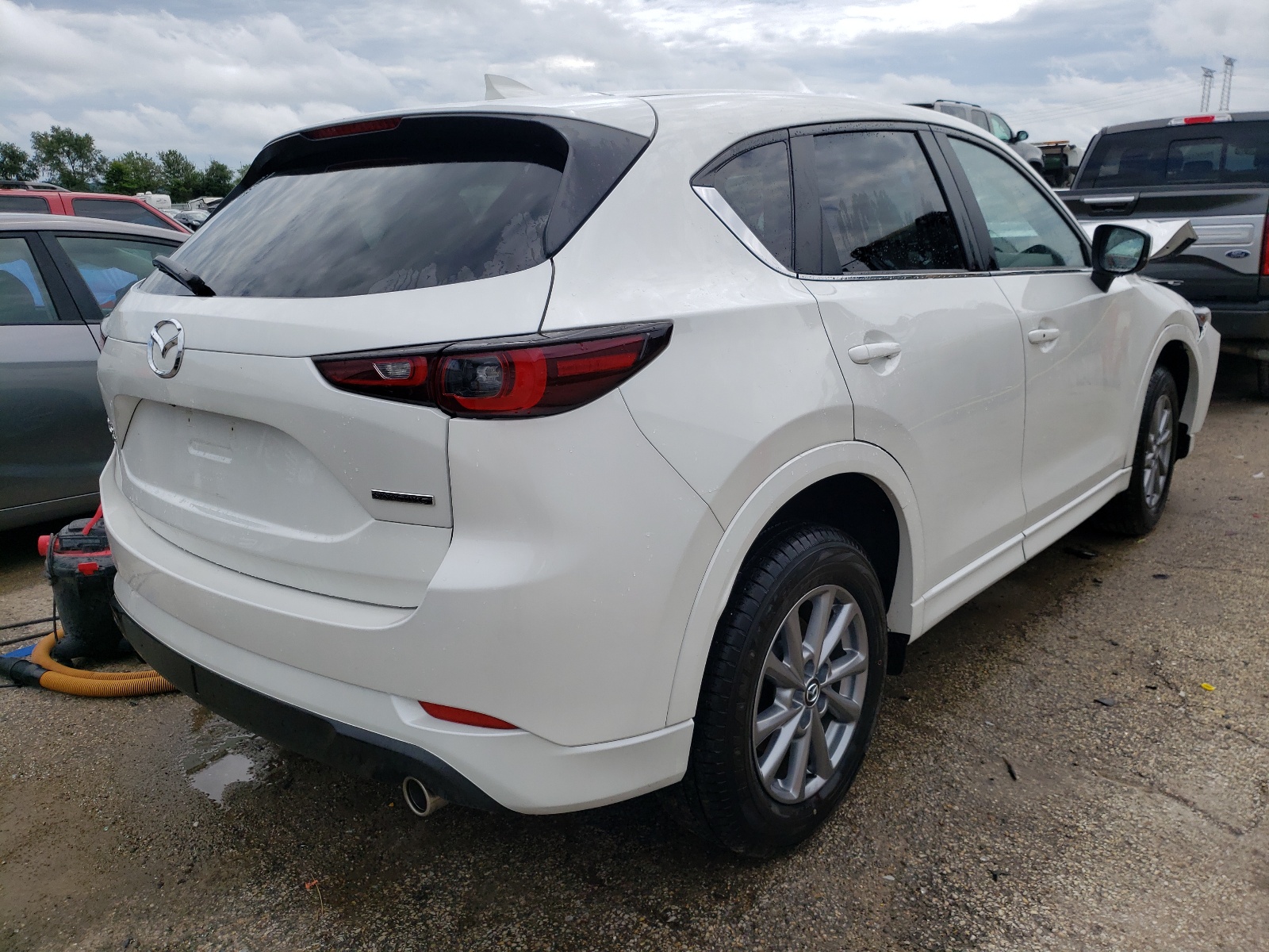 JM3KFBBL6R0446524 Mazda Cx-5 Selec 2024. Фото: 2