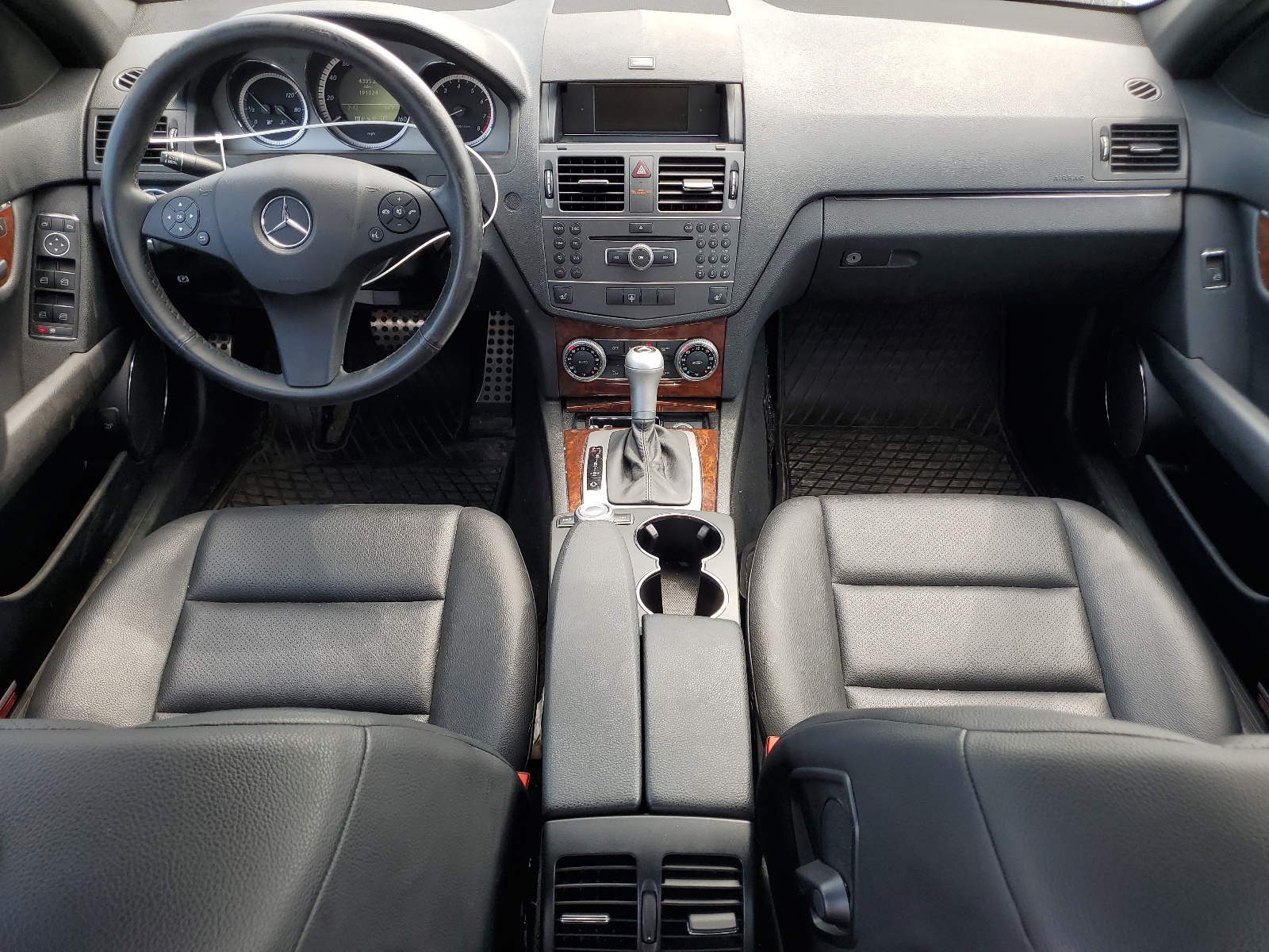 WDDGF8BB7BR137628 2011 Mercedes-Benz C 300 4Matic