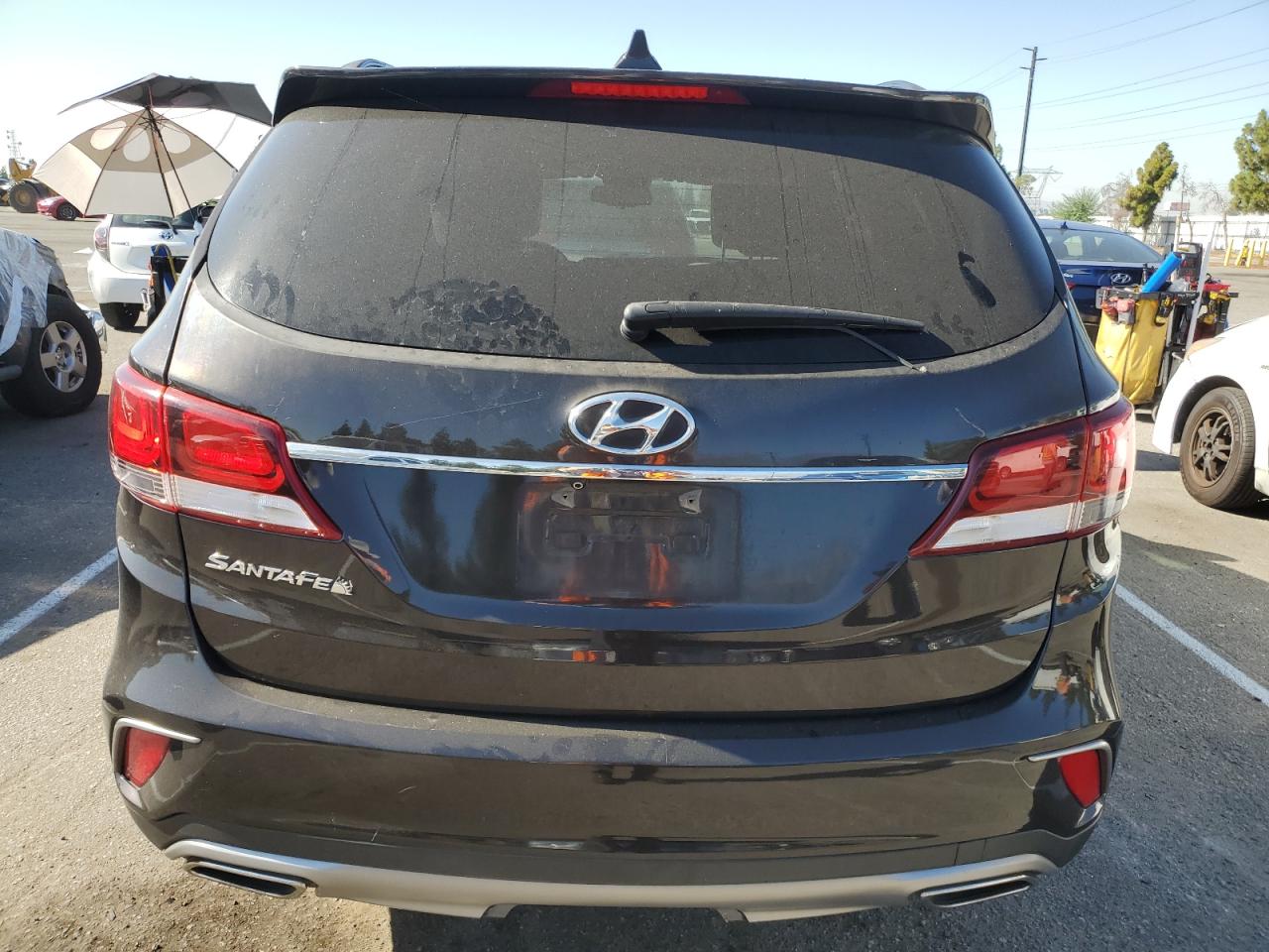 2017 Hyundai Santa Fe Se VIN: KM8SM4HF5HU213054 Lot: 67378104