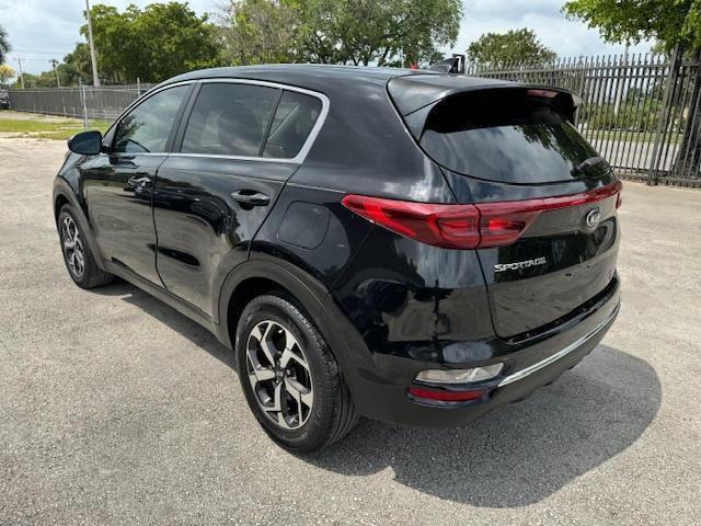  KIA SPORTAGE 2021 Czarny