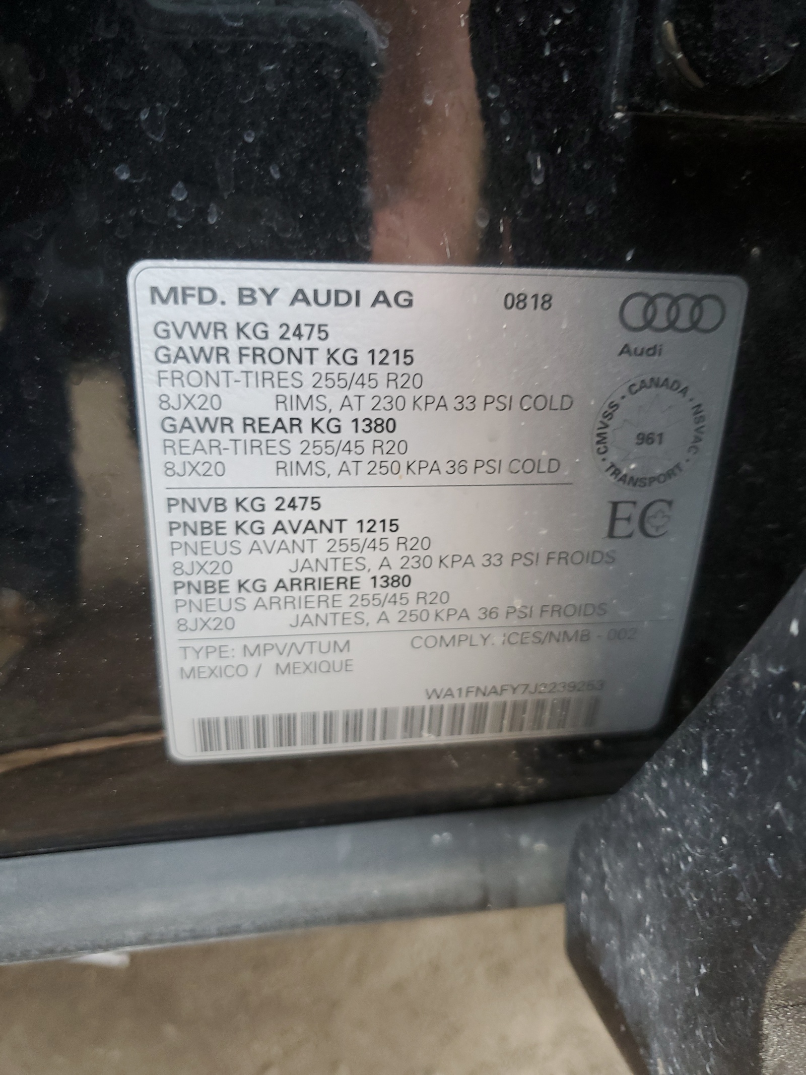 WA1FNAFY7J2239253 2018 Audi Q5 Technik S-Line