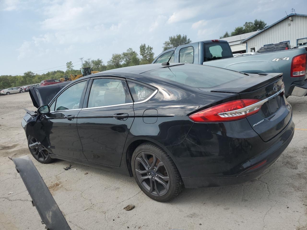 3FA6P0G79JR230023 2018 FORD FUSION - Image 2