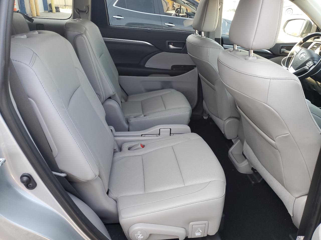 2019 Toyota Highlander Limited VIN: 5TDDZRFH6KS741651 Lot: 67311514