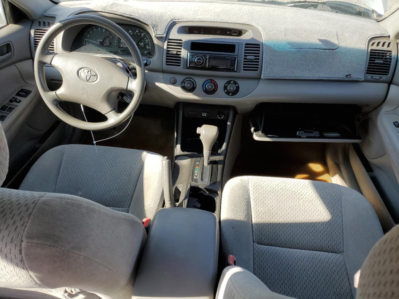 2004 Toyota Camry Le VIN: 4T1BE30K54U823305 Lot: 69096964