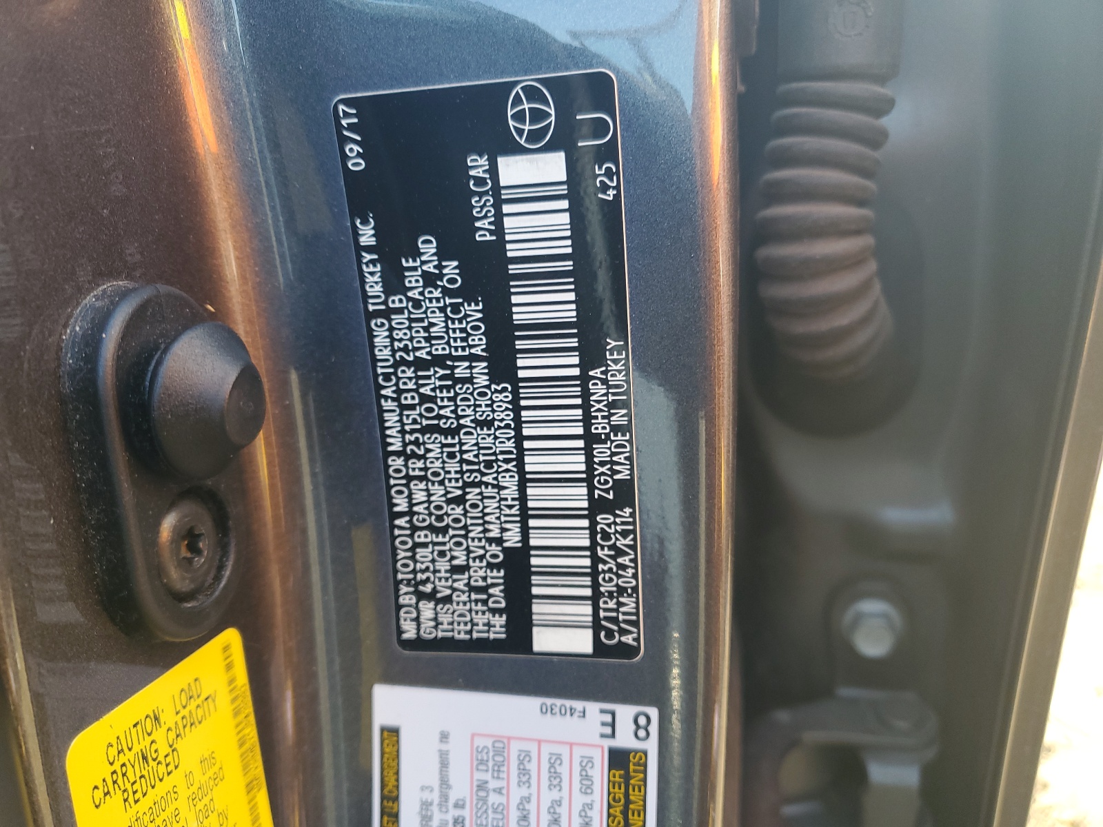 NMTKHMBX1JR038983 2018 Toyota C-Hr Xle