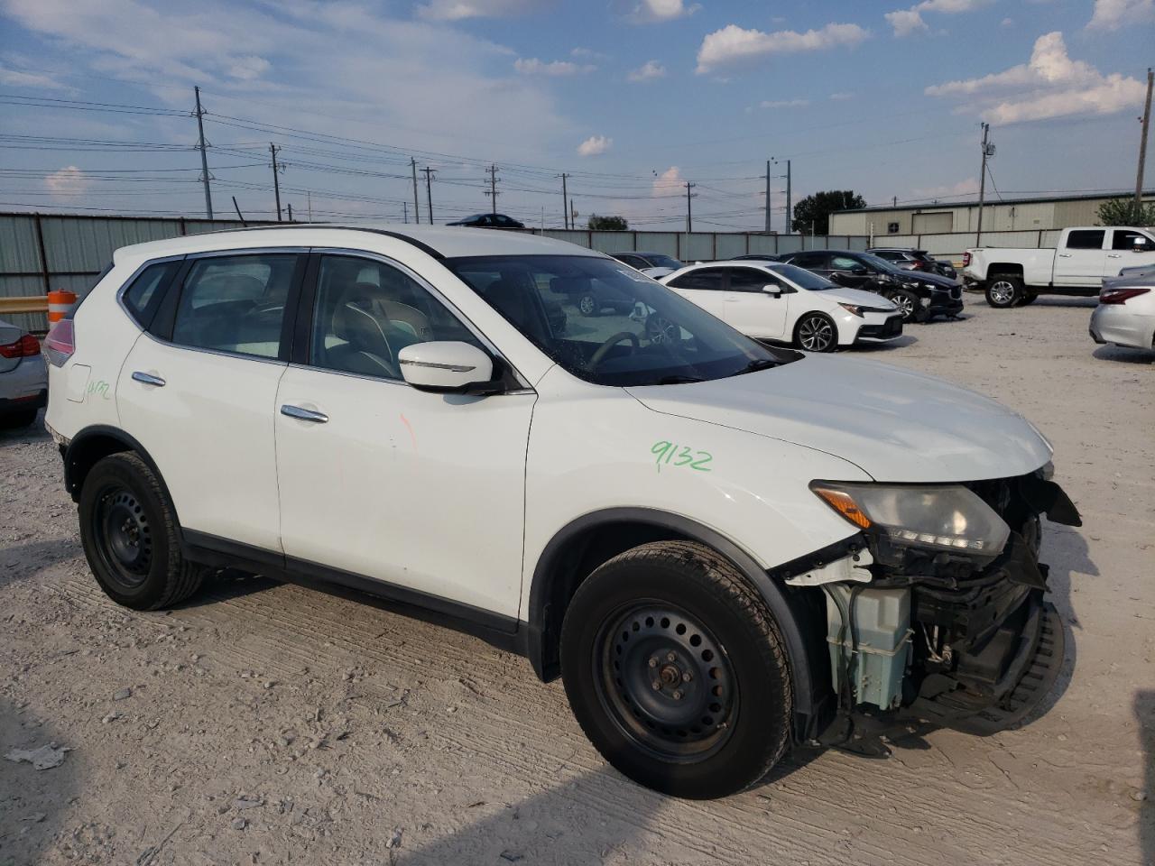 2015 Nissan Rogue S VIN: KNMAT2MV3FP581152 Lot: 68932884