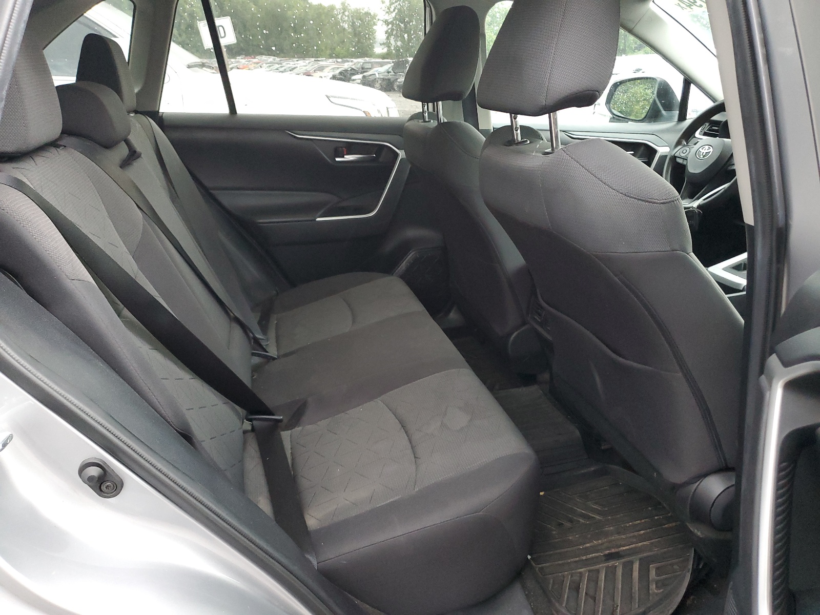 2T3P1RFV3LC084898 2020 Toyota Rav4 Xle