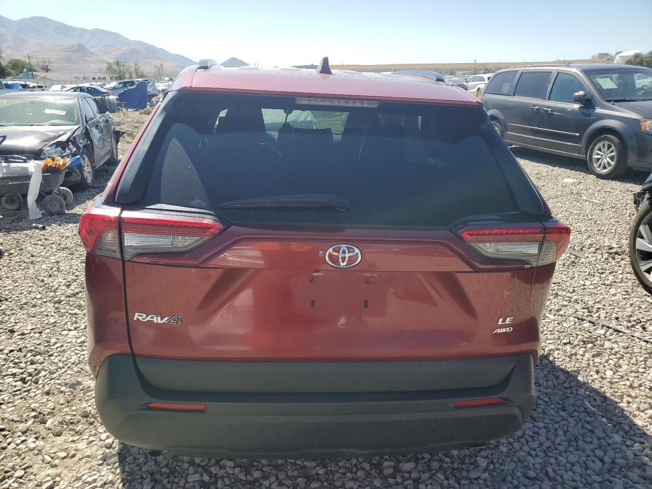 2T3F1RFVXKW012900 2019 Toyota Rav4 Le