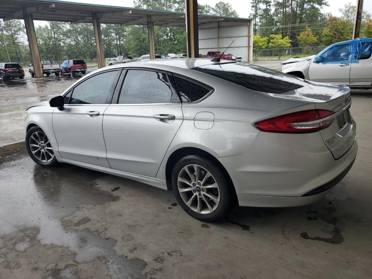 2017 Ford Fusion - Image 2