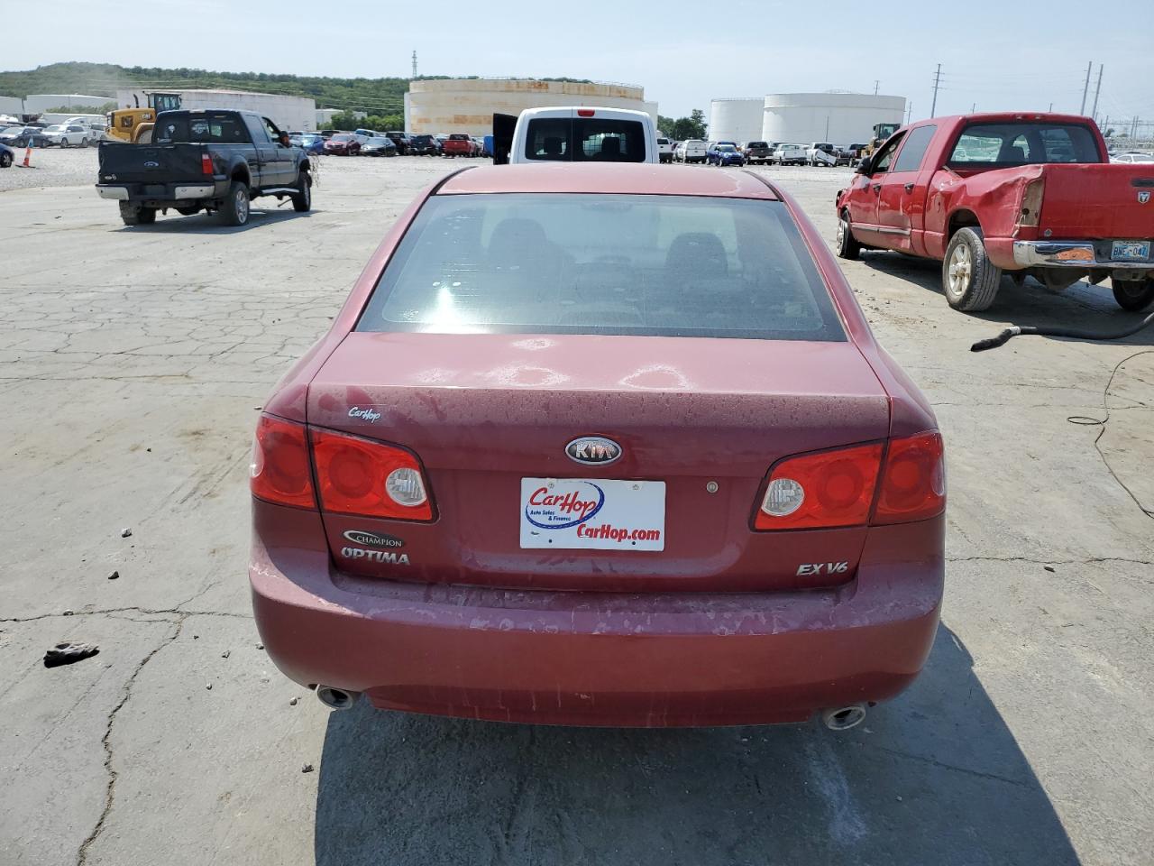 2007 Kia Optima Lx VIN: KNAGE124075133812 Lot: 65915364