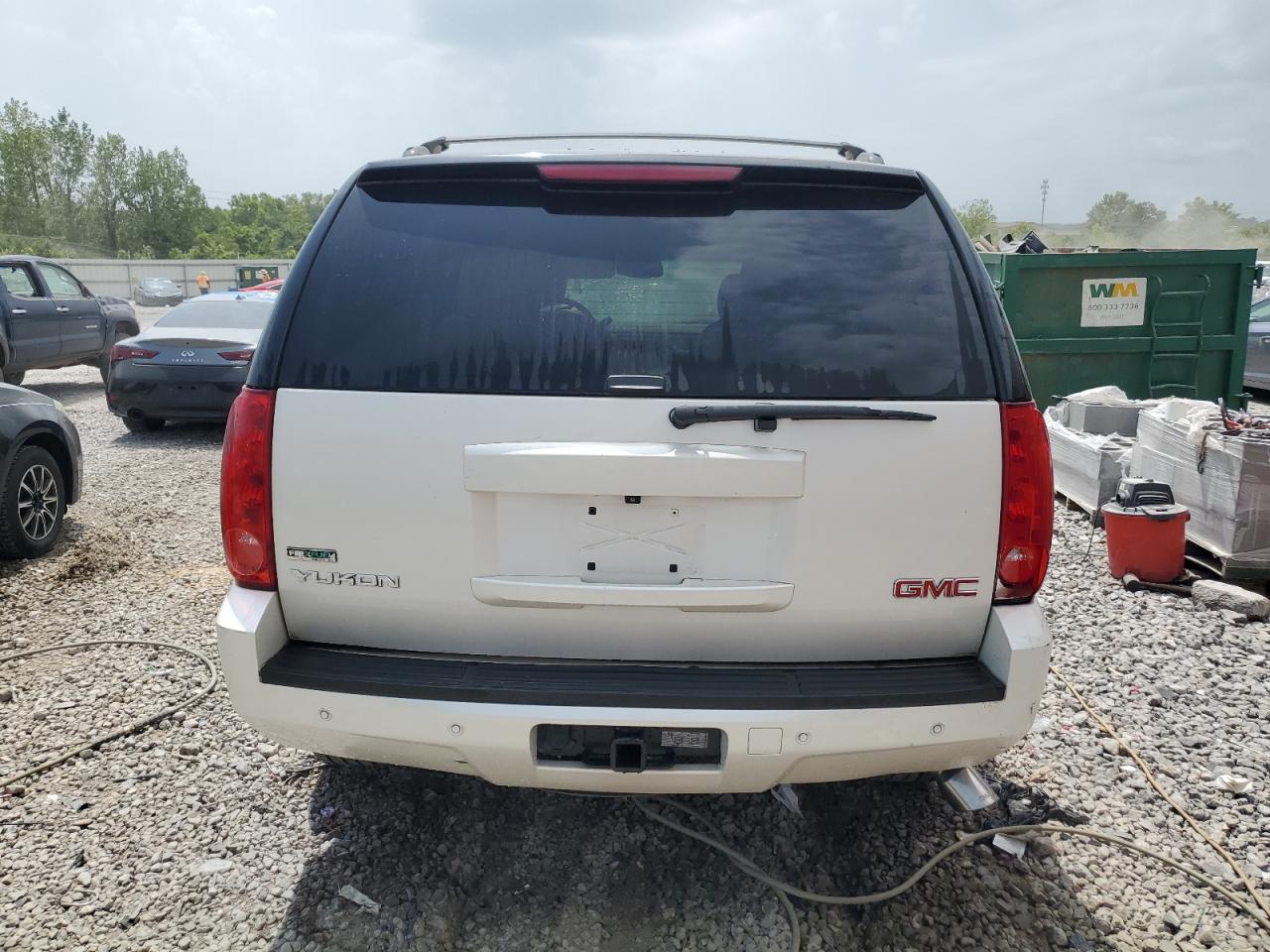 1GKS1CE05BR252801 2011 GMC Yukon Slt