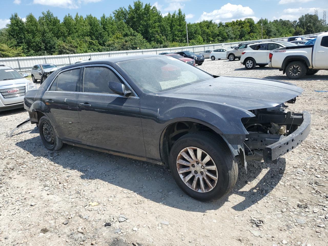 2016 Chrysler 300 - Image 4