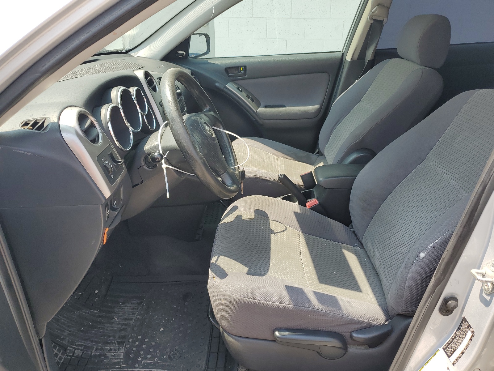 2T1KR32E35C490519 2005 Toyota Corolla Matrix Xr