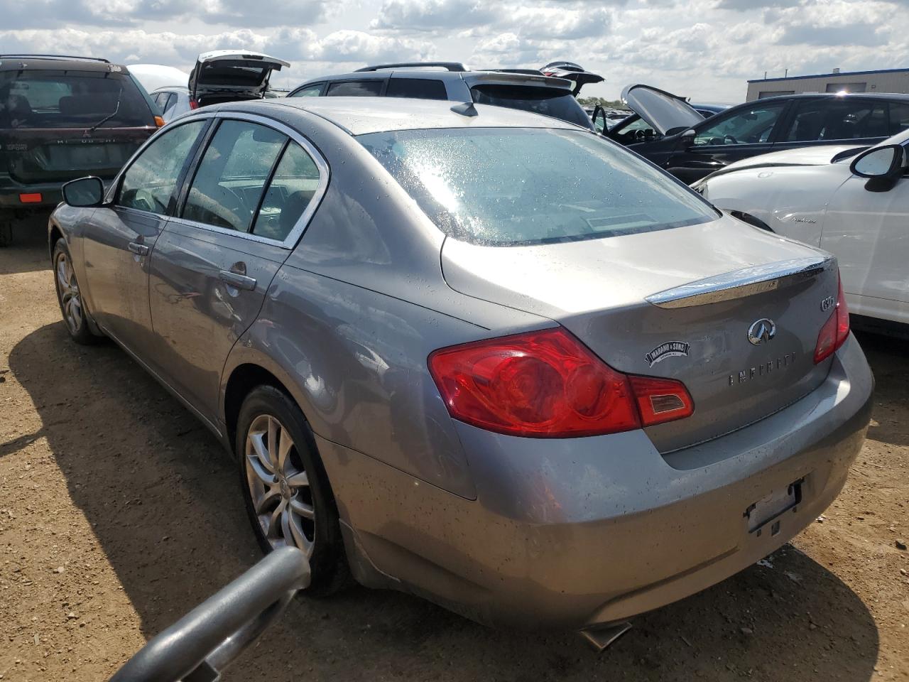 2009 Infiniti G - Image 2