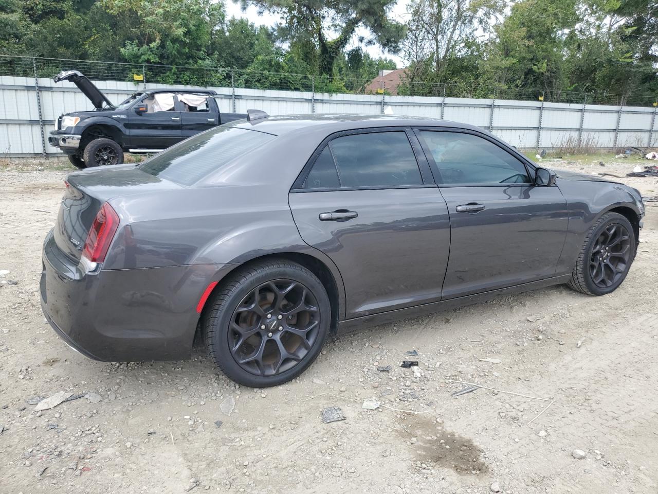 2019 Chrysler 300 S VIN: 2C3CCABG7KH618083 Lot: 69575854