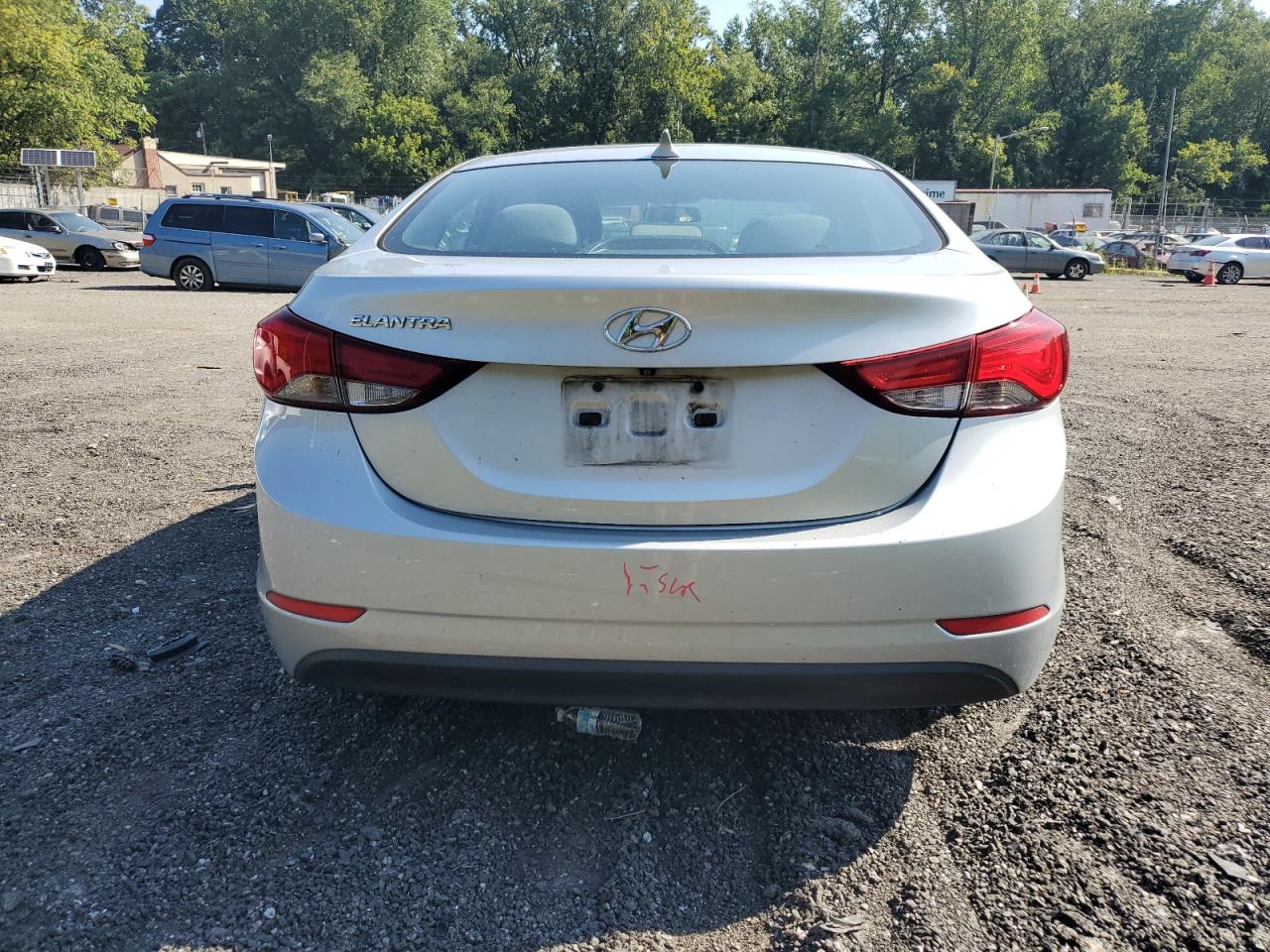 5NPDH4AE8EH488409 2014 Hyundai Elantra Se