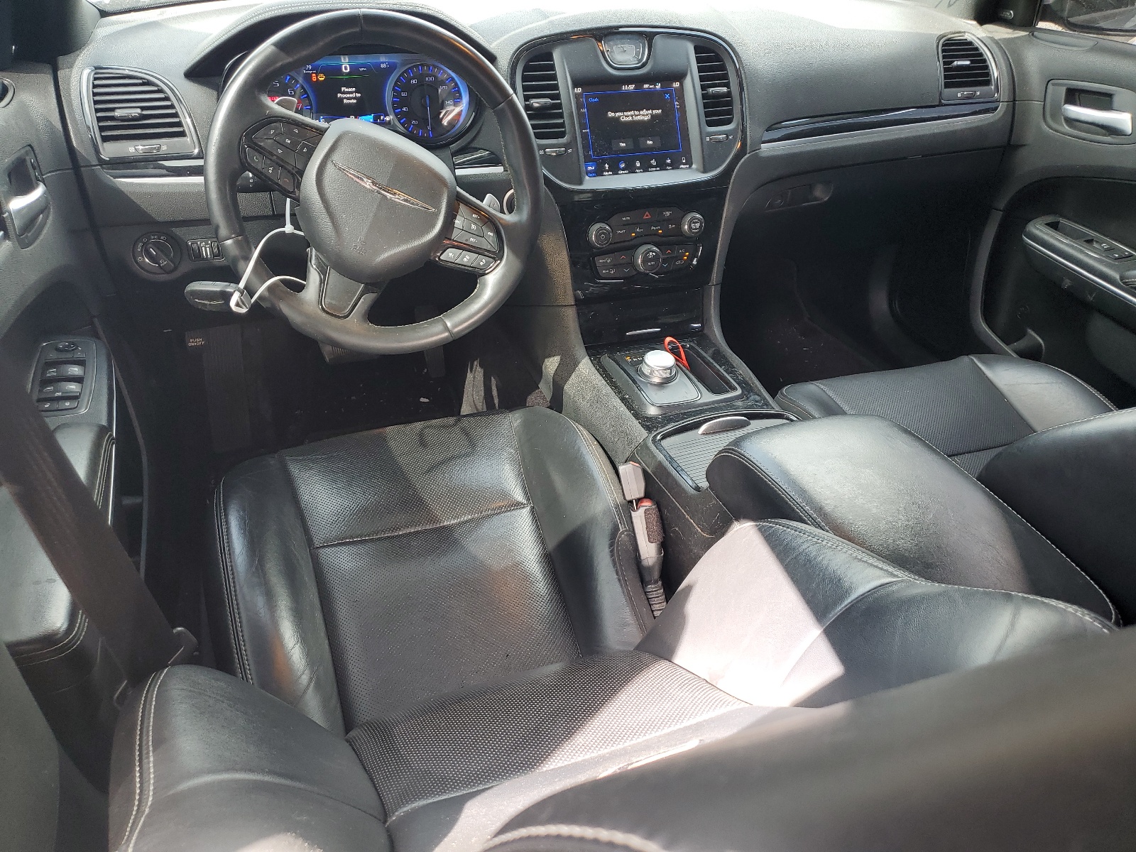 2C3CCABG0JH227601 2018 Chrysler 300 S