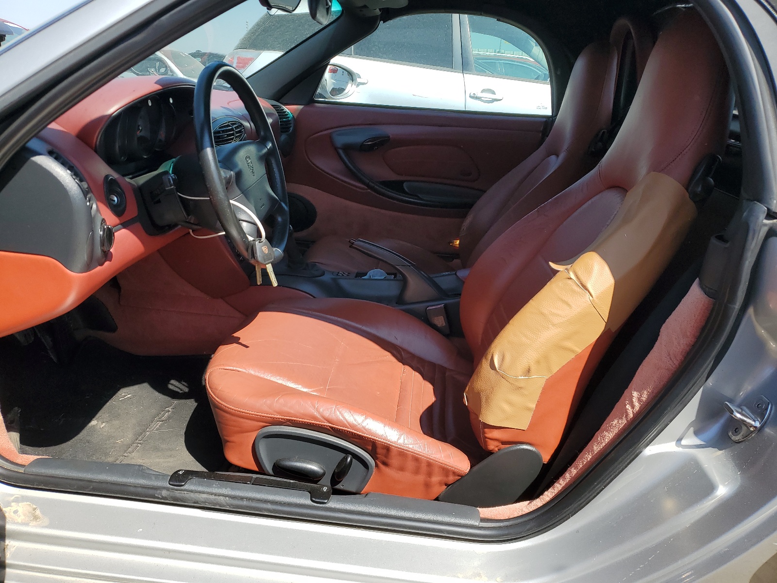 WP0CA2984WU623735 1998 Porsche Boxster