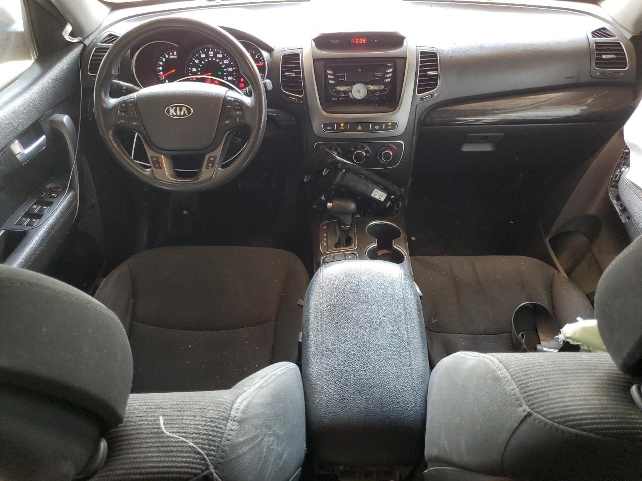 5XYKT4A73FG553568 2015 Kia Sorento Lx