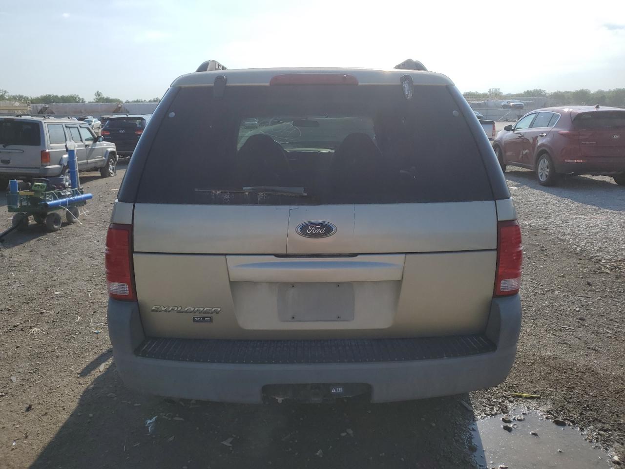 2002 Ford Explorer Xls VIN: 1FMZU72E82UB89971 Lot: 66540504