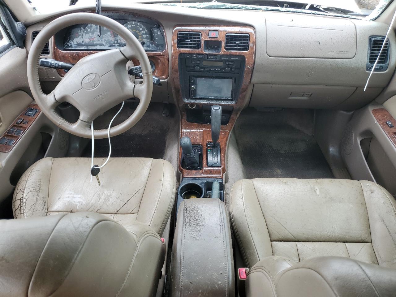 2000 Toyota 4Runner - Image 8