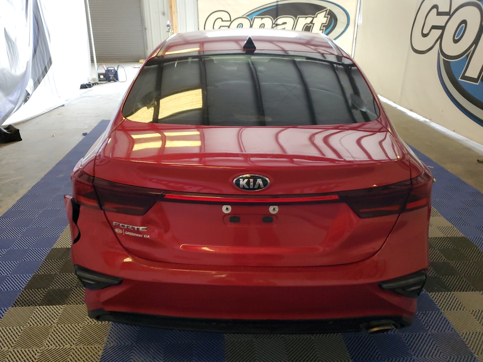 3KPF24AD8ME303957 2021 Kia Forte Fe