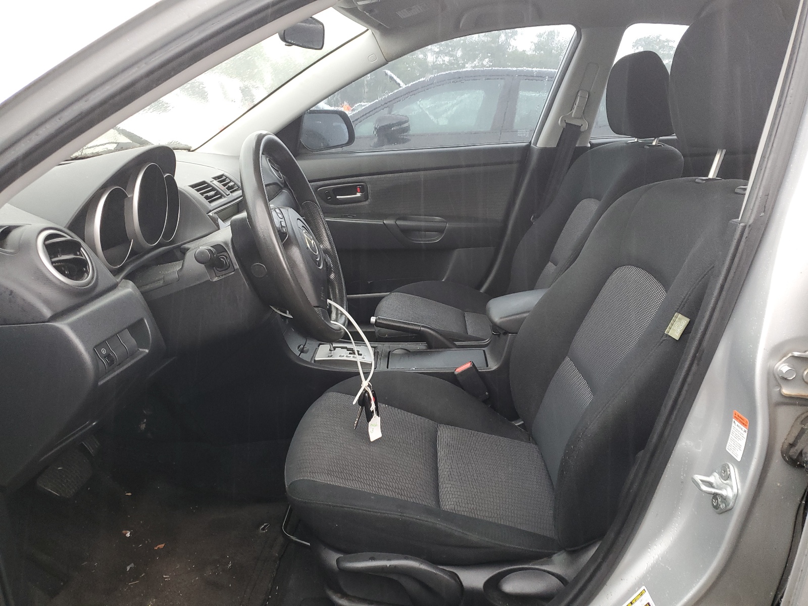 JM1BK32F171705156 2007 Mazda 3 I
