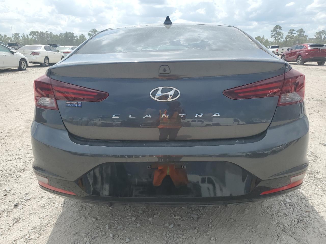 2020 Hyundai Elantra Sel VIN: 5NPD84LF5LH553056 Lot: 67882294