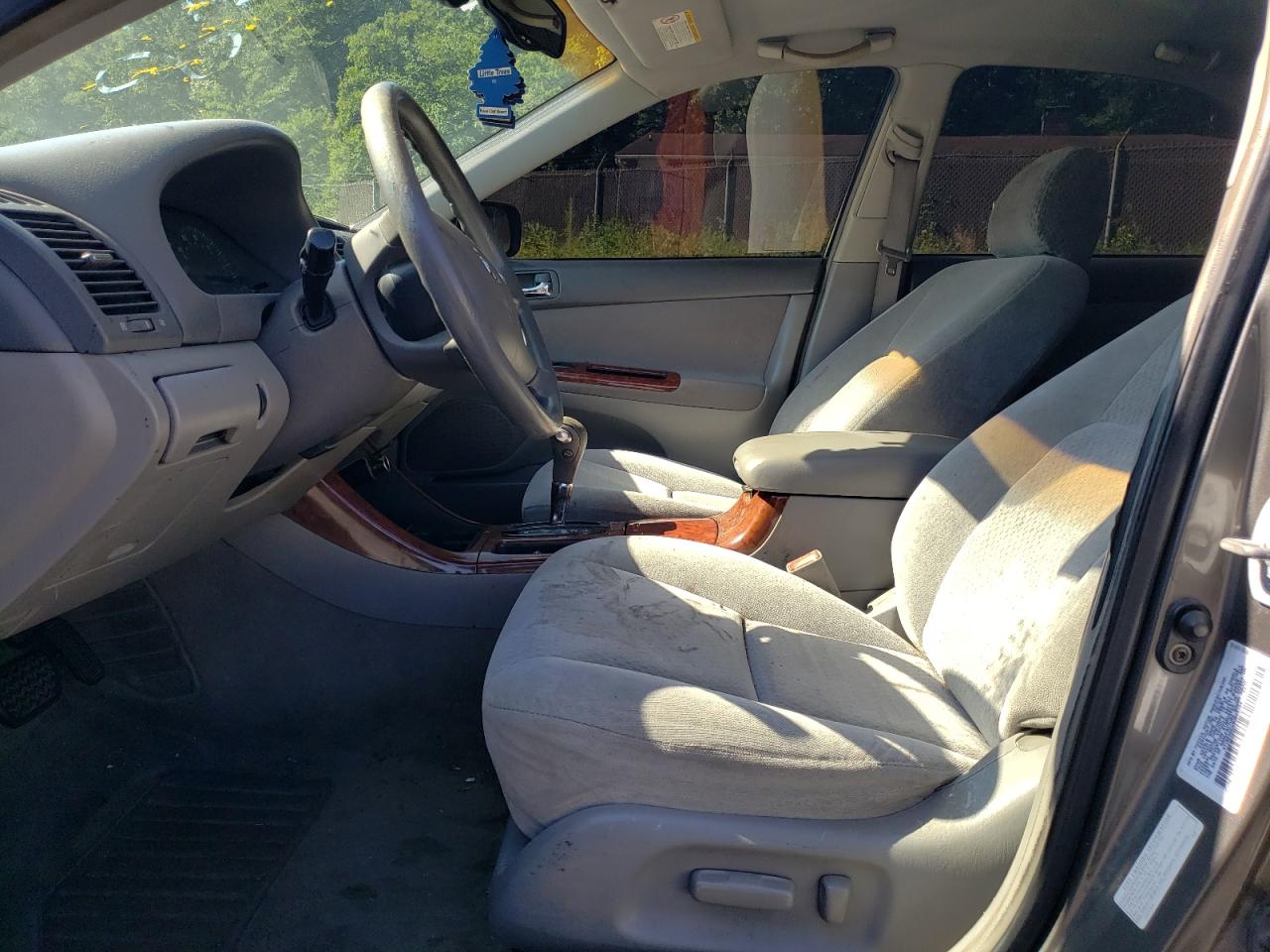 2003 Toyota Camry Le VIN: 4T1BE32KX3U695154 Lot: 66738684