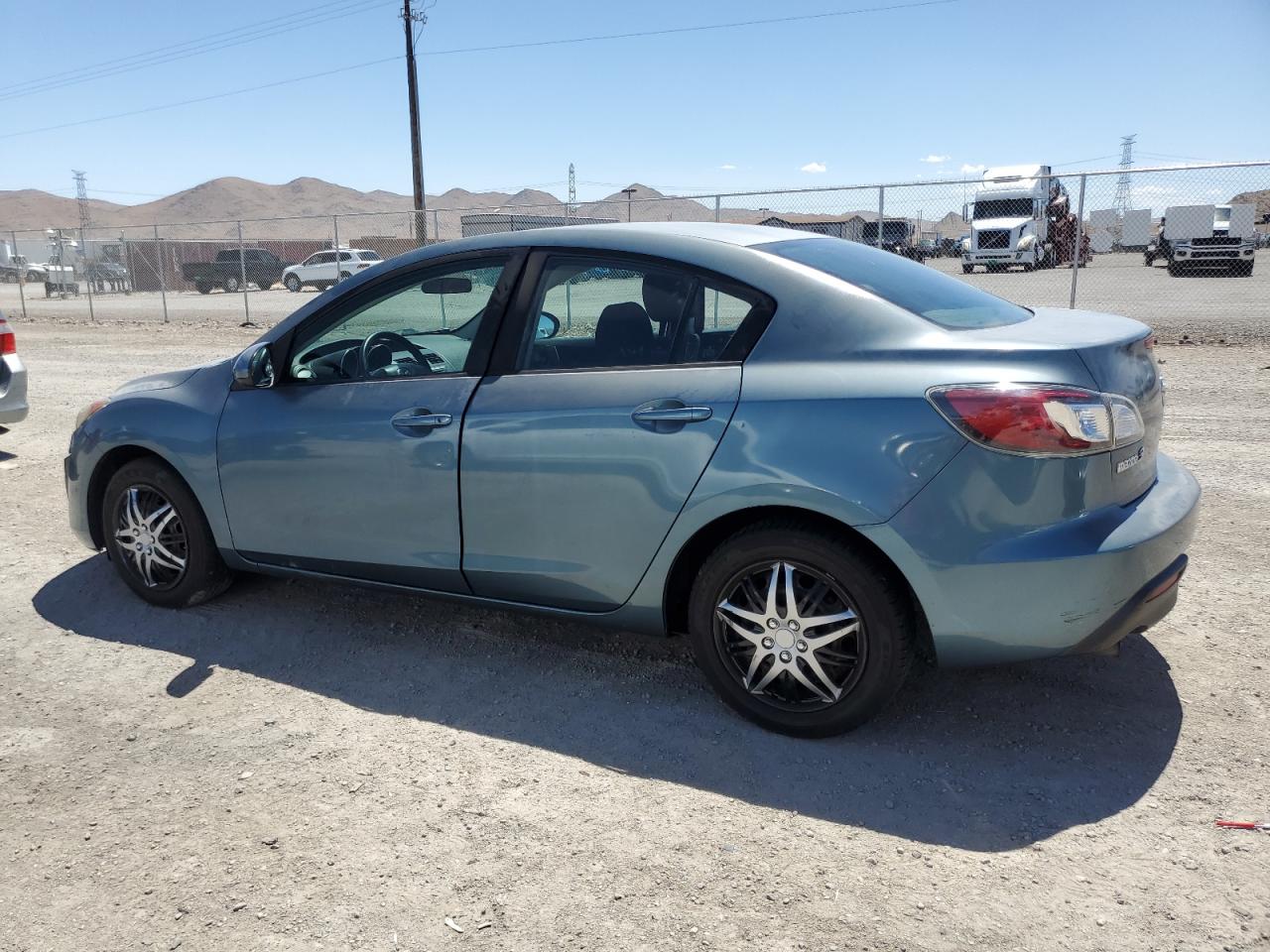 2011 Mazda 3 - Image 2