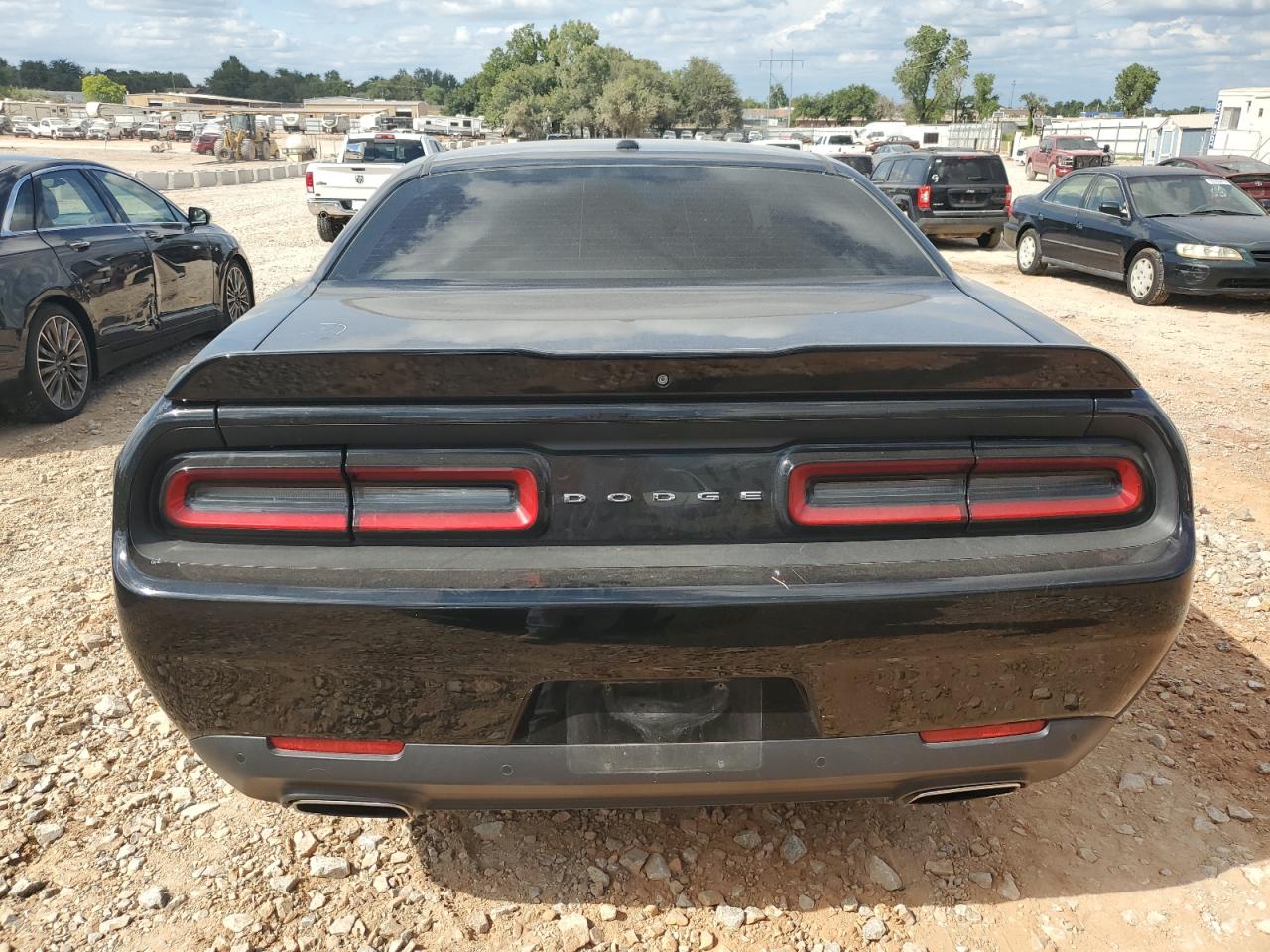 2C3CDZAG1JH118478 2018 Dodge Challenger Sxt