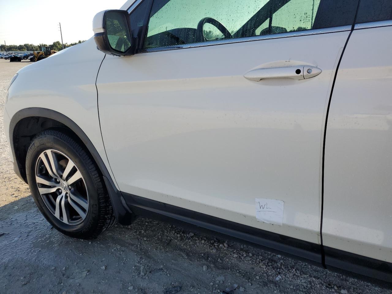 2017 Honda Pilot Exln VIN: 5FNYF5H76HB042458 Lot: 67375294