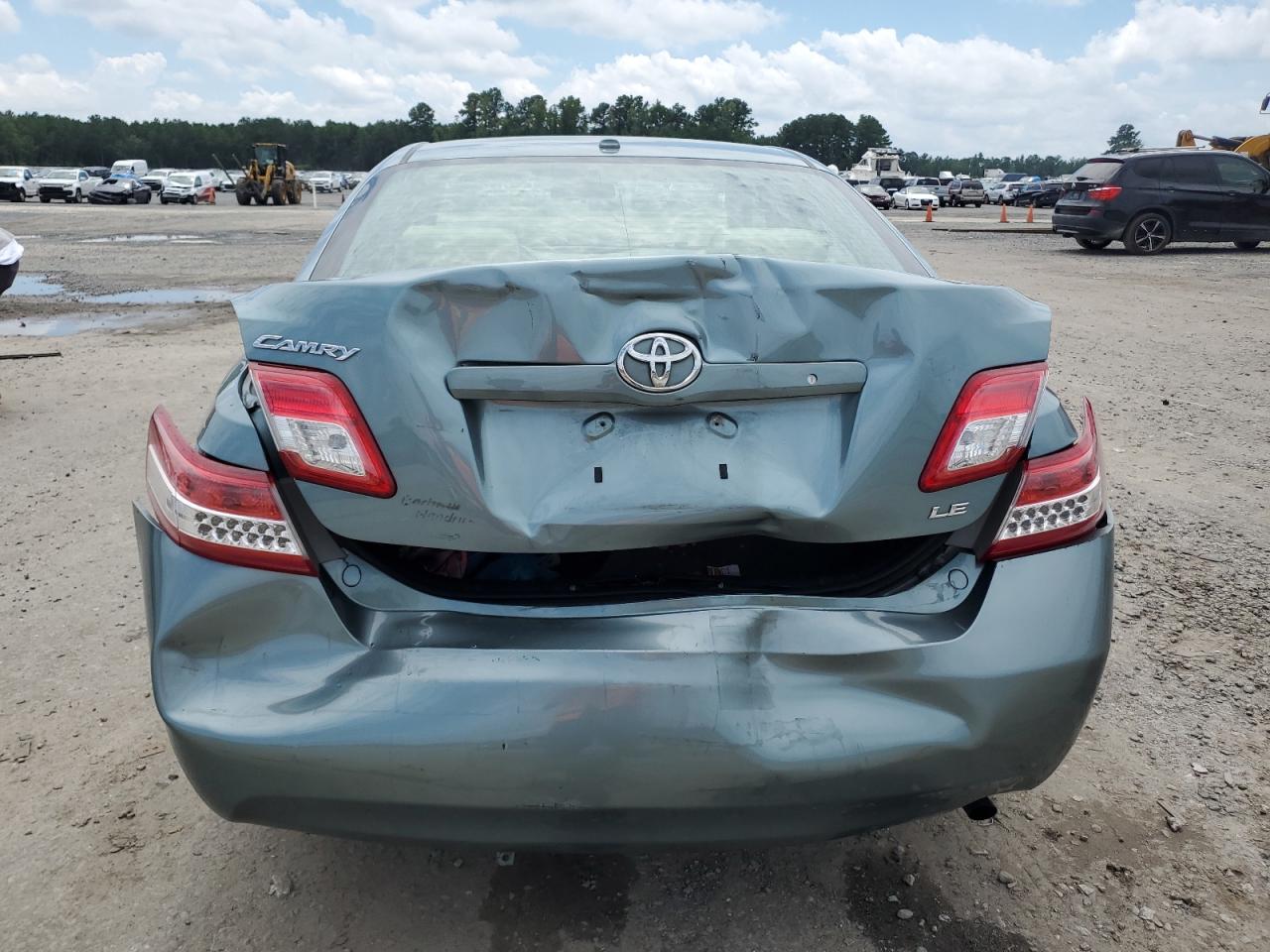 4T1BF3EK5BU626251 2011 Toyota Camry Base