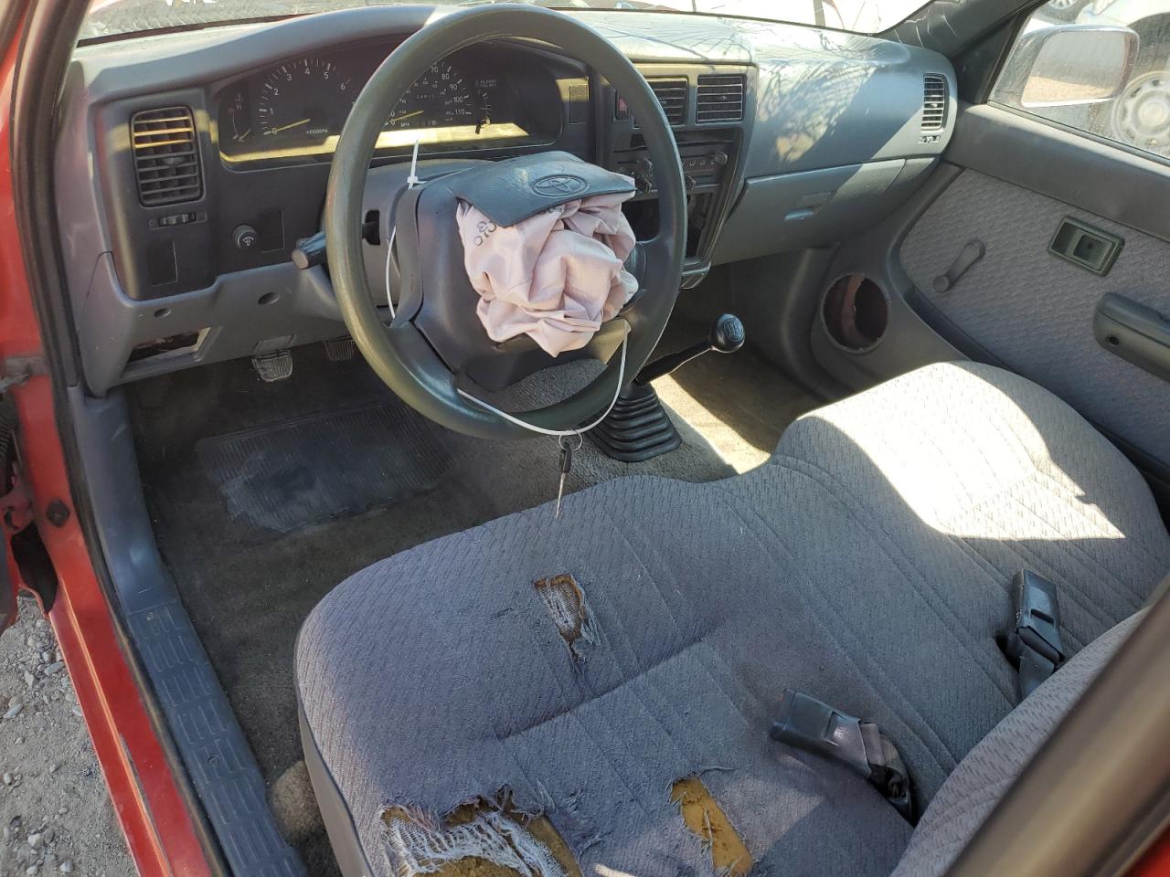 1995 Toyota Tacoma VIN: 4TAUN41B8SZ038659 Lot: 65908944