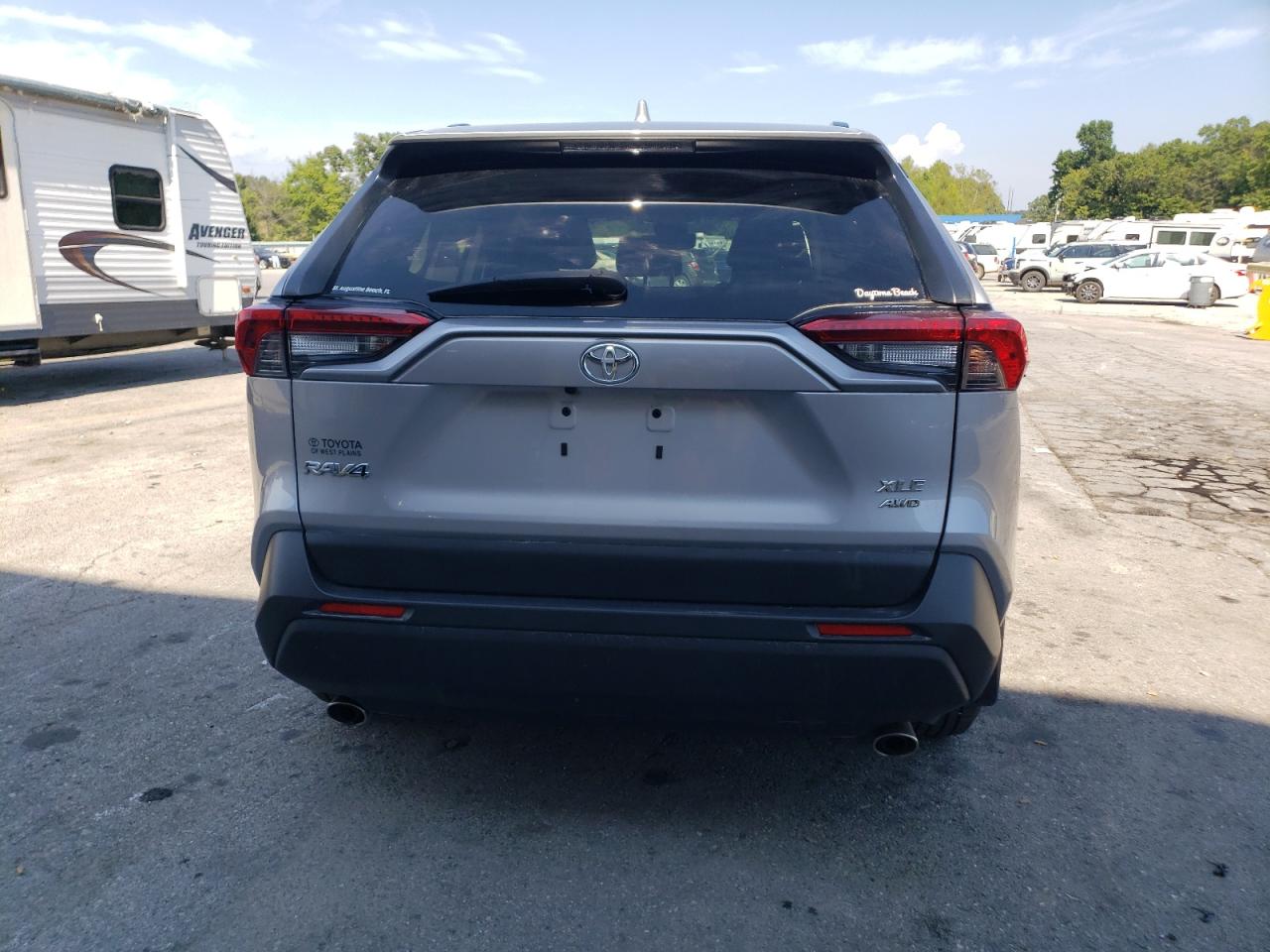 2019 Toyota Rav4 Xle VIN: JTMP1RFV8KD516539 Lot: 69013874