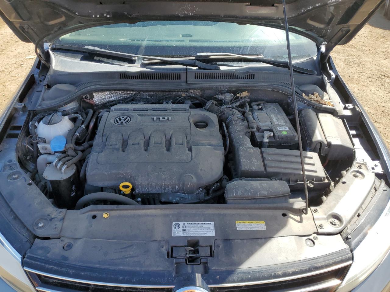 3VWLA7AJ9FM244517 2015 Volkswagen Jetta Tdi