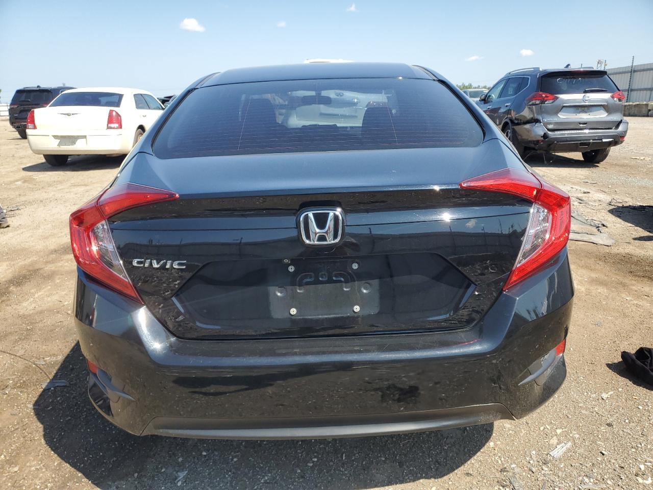 19XFC2F5XHE041822 2017 Honda Civic Lx