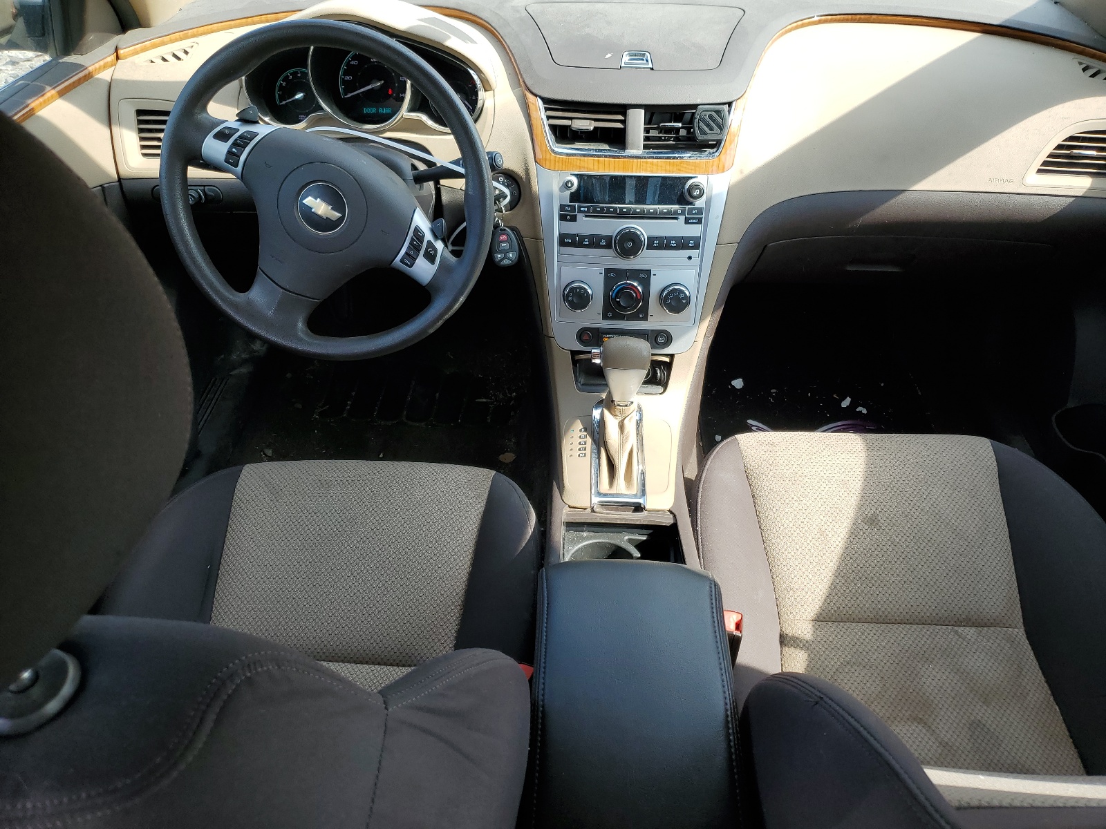 1G1ZC5EB6AF221891 2010 Chevrolet Malibu 1Lt