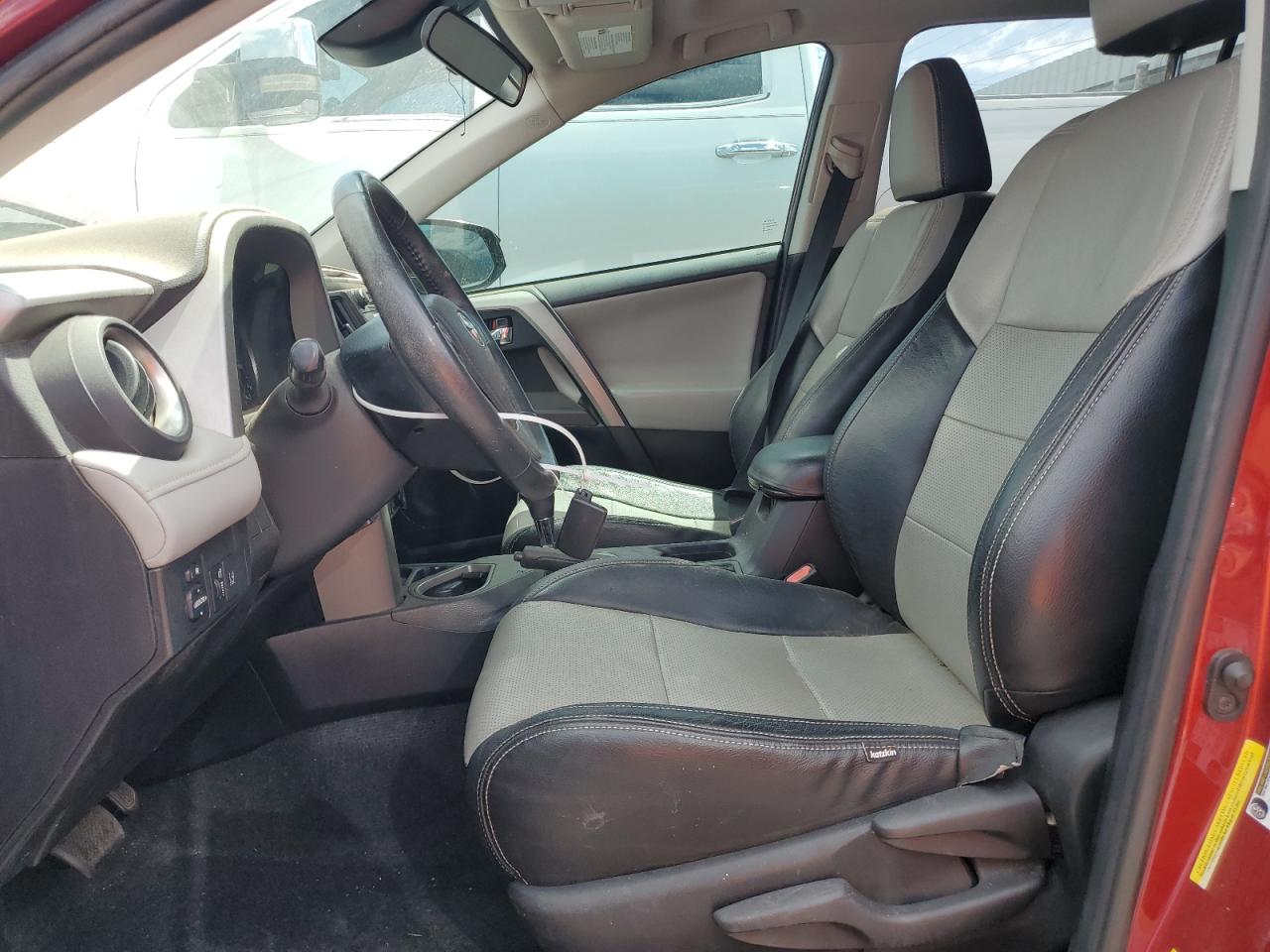 2T3WFREVXJW433310 2018 Toyota Rav4 Adventure