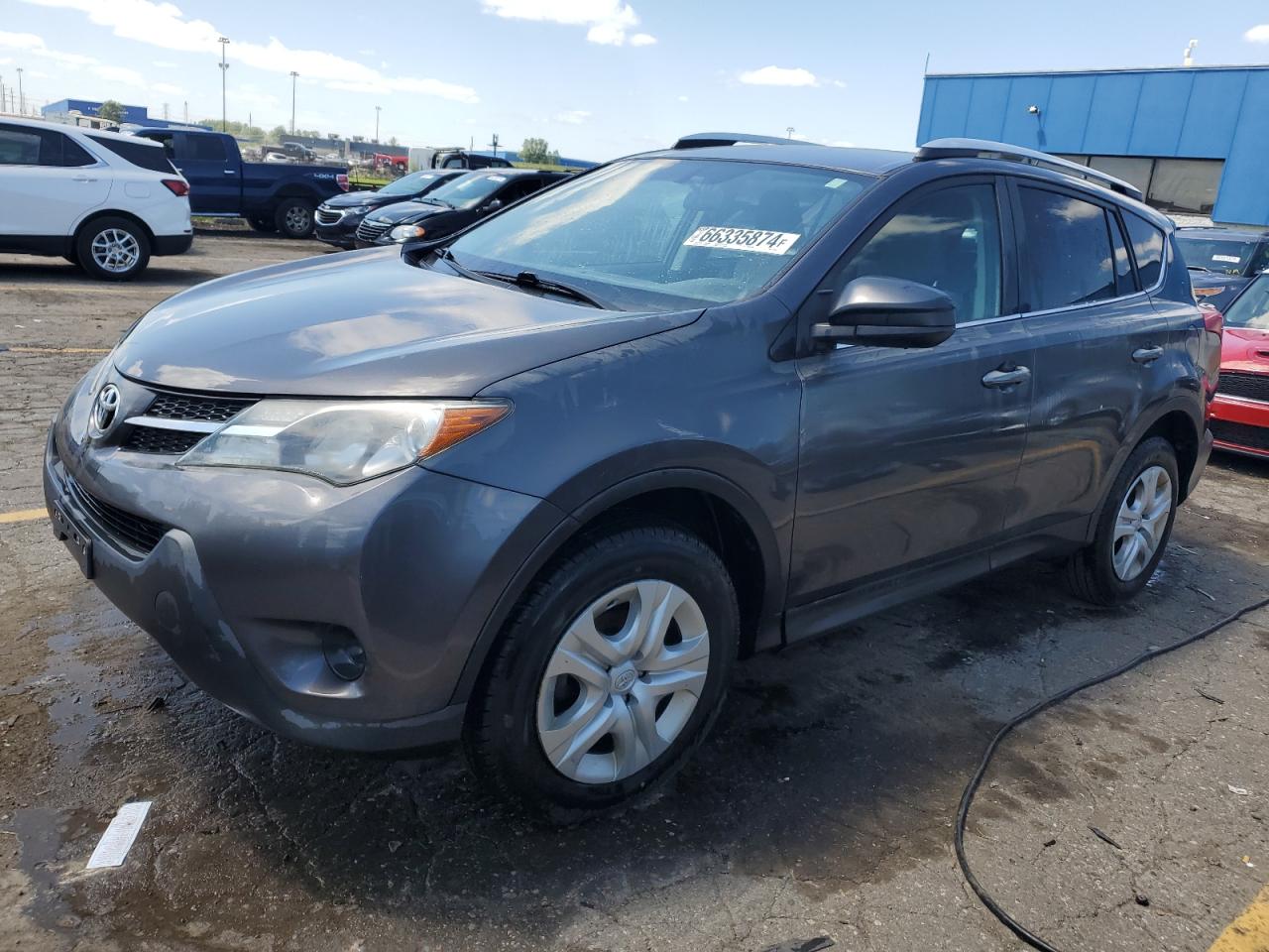 2T3BFREV1FW274473 2015 TOYOTA RAV 4 - Image 1