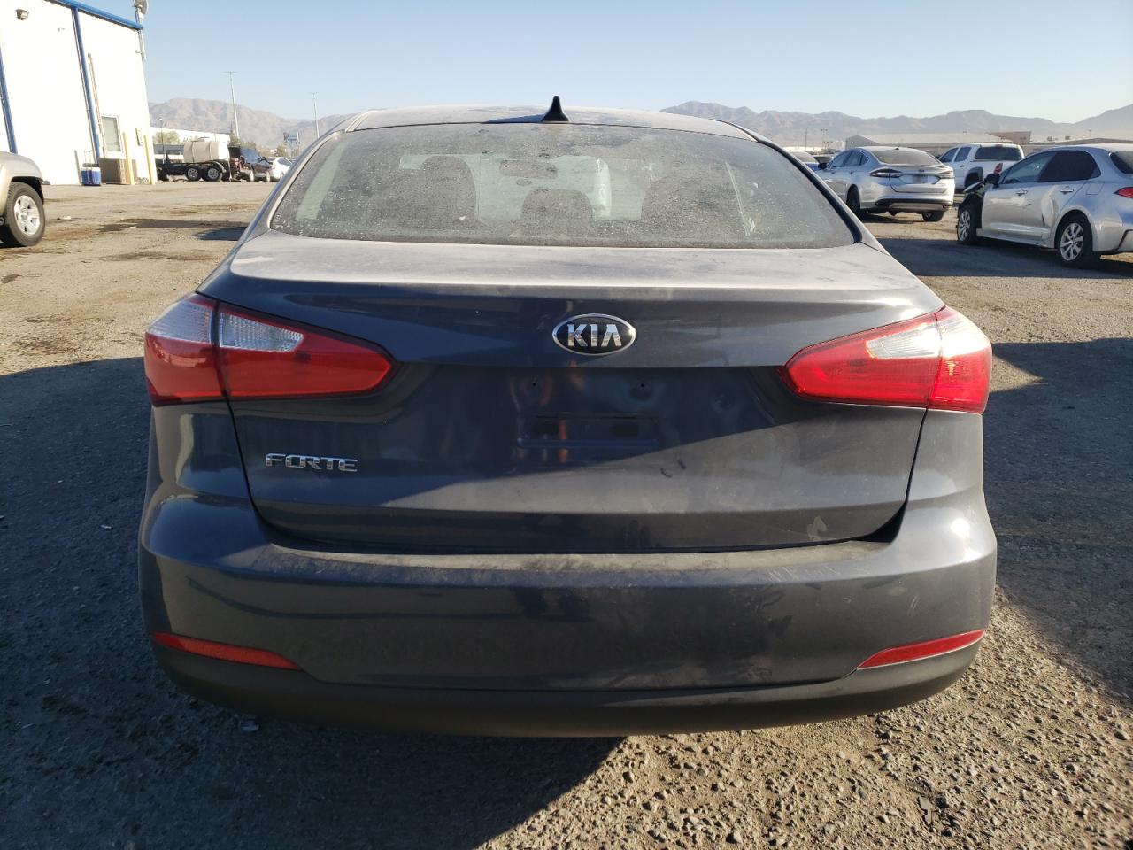 KNAFK4A69G5577411 2016 Kia Forte Lx