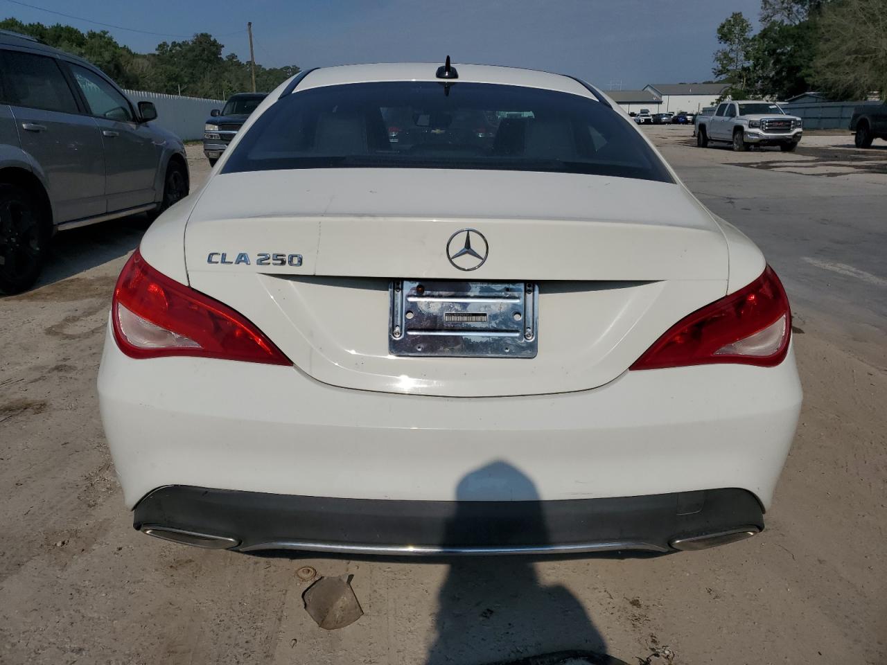 WDDSJ4EB4JN545815 2018 Mercedes-Benz Cla 250