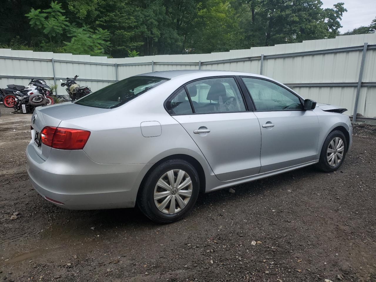 2014 Volkswagen Jetta - Image 3